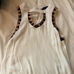 bundle of cute tops!